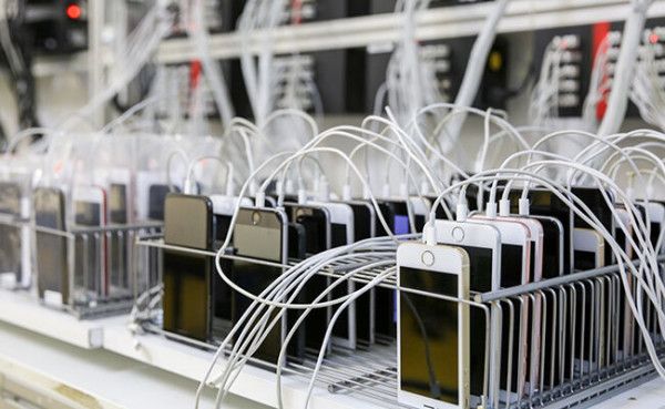 Qui sont les principaux acteurs de la reprise de téléphones ?